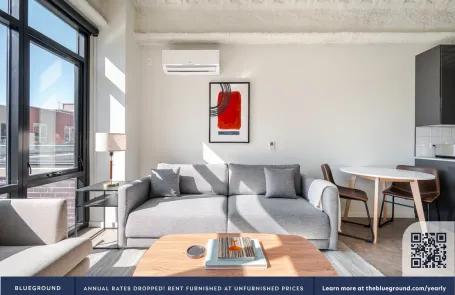 1 Bedroom West Loop Apartment