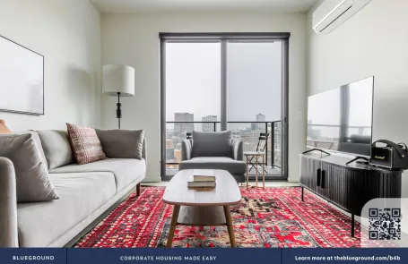 1 Bedroom West Loop Apartment