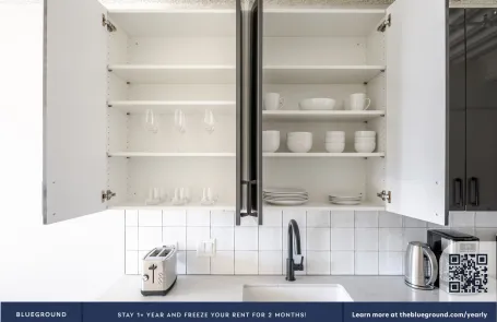 1 Bedroom West Loop Apartment