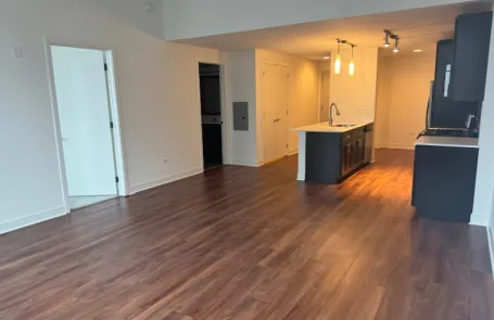 2 Bedroom Old Town Apartment