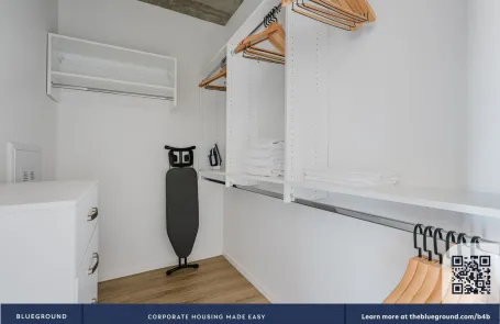 Studio Fulton Market Apartment