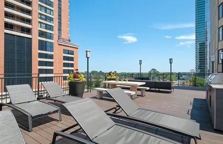 Studio South Loop Apartment
