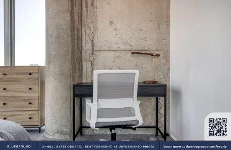 2 Bedroom South Loop Apartment