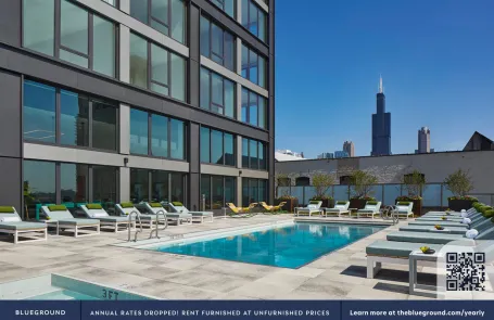 1 Bedroom West Loop Apartment