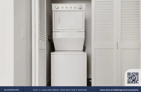 2 Bedroom South Loop Apartment