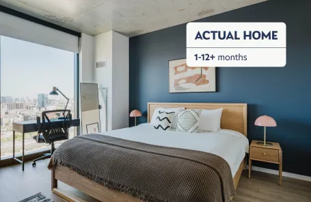 Studio Fulton Market Apartment