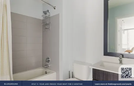 2 Bedroom South Loop Apartment