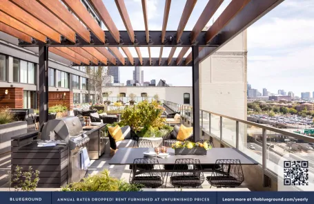 1 Bedroom West Loop Apartment