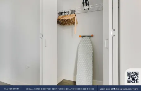 2 Bedroom South Loop Apartment