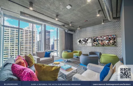 1 Bedroom Chicago Loop Apartment