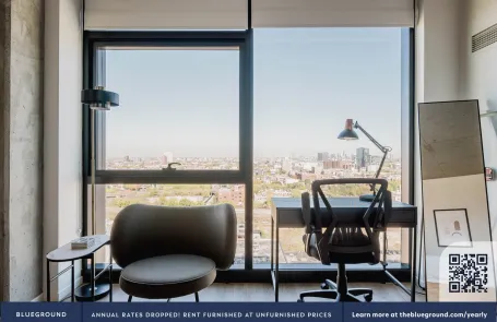 Studio Fulton Market Apartment