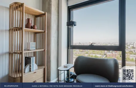 Studio Fulton Market Apartment
