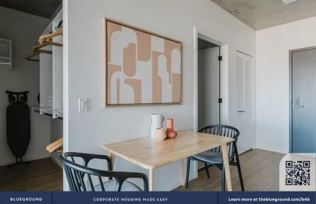 Studio Fulton Market Apartment