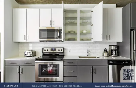 1 Bedroom Chicago Loop Apartment