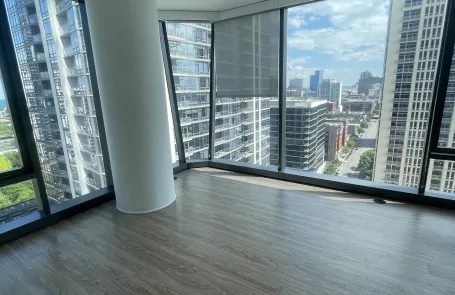 1 Bedroom South Loop Apartment