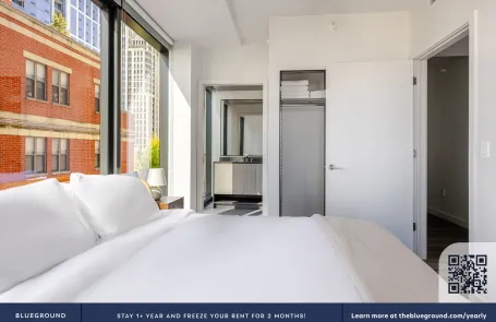 2 Bedroom South Loop Apartment