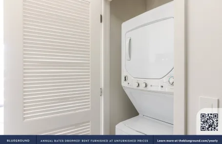 Studio South Loop Apartment