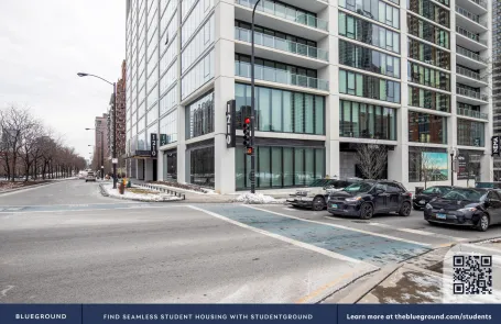 2 Bedroom South Loop Apartment