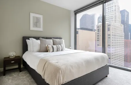 1 Bedroom Chicago Loop Apartment