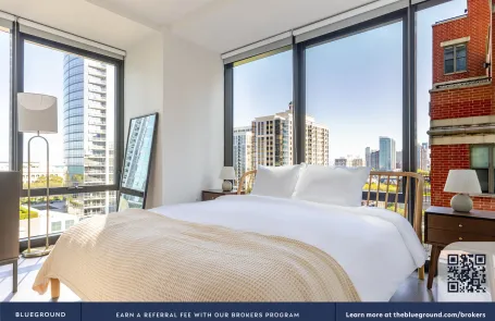 2 Bedroom South Loop Apartment