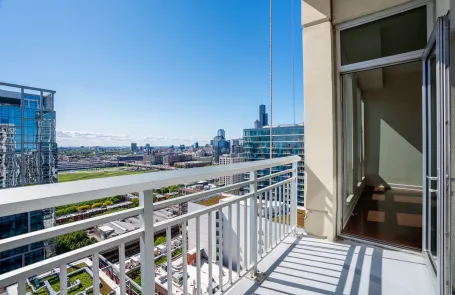 1 Bedroom South Loop Apartment
