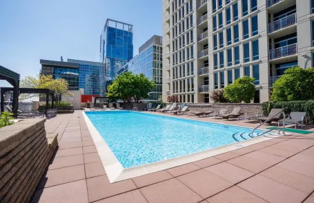 1 Bedroom South Loop Apartment