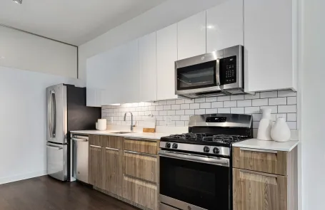 1 Bedroom Logan Square Apartment