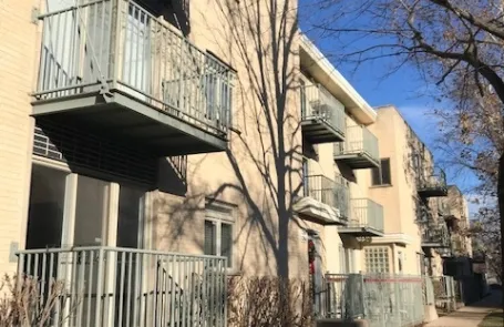 1 Bedroom Lakeview Apartment