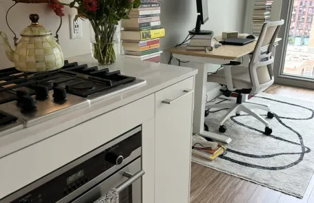 1 Bedroom West Loop Apartment