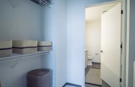 1 Bedroom West Loop Apartment
