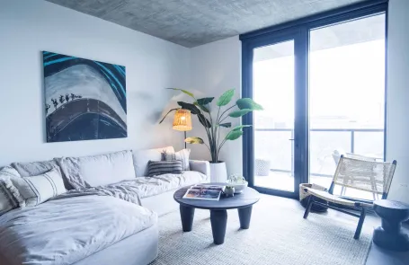 1 Bedroom West Loop Apartment