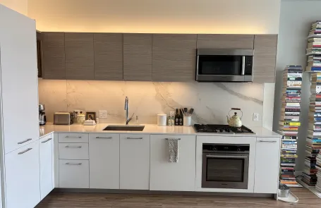 1 Bedroom West Loop Apartment