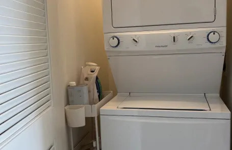 1 Bedroom West Loop Apartment