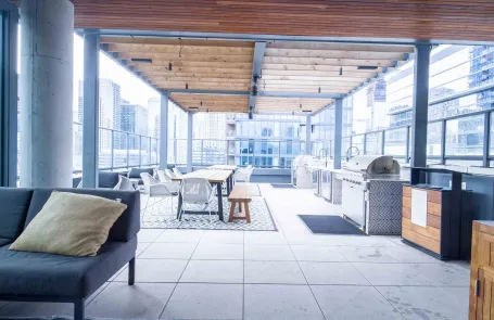 Studio River North Apartment