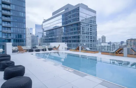 Studio River North Apartment