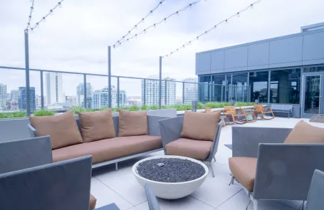 Studio River North Apartment