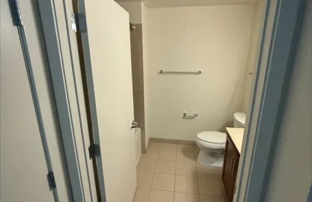 Studio Fulton Market Apartment