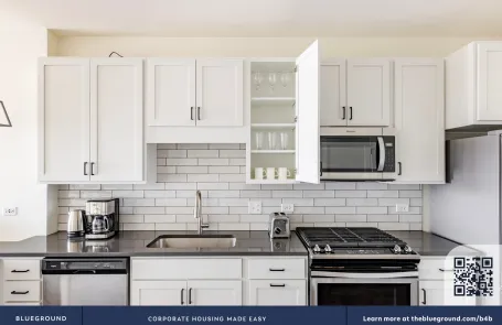 1 Bedroom Elmhurst Apartment