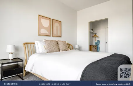 1 Bedroom Elmhurst Apartment