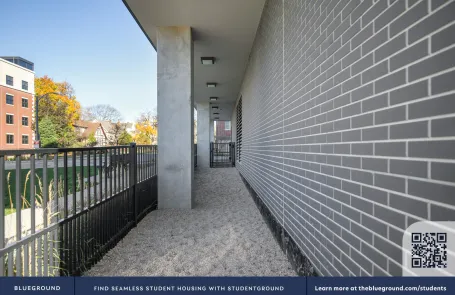 1 Bedroom Elmhurst Apartment