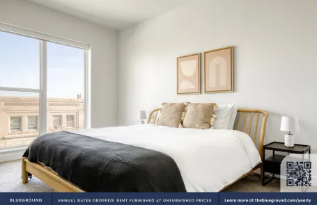 1 Bedroom Elmhurst Apartment