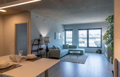 2 Bedroom Wrigleyville Apartment