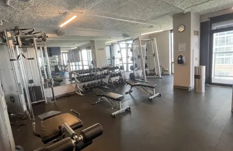 2 Bedroom South Loop Apartment