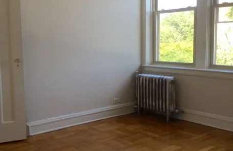 1 Bedroom Rogers Park Apartment