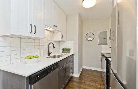 Studio Edgewater Apartment