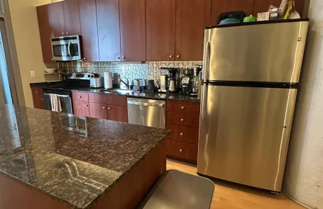 1 Bedroom West Loop Condo