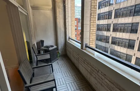 1 Bedroom West Loop Condo