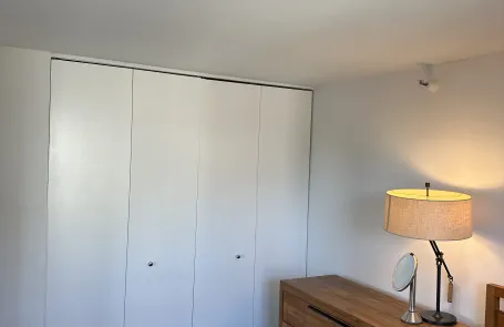 1 Bedroom Lakeview Condo