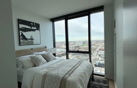 2 Bedroom Lincoln Park Apartment
