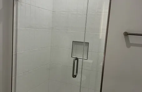 1 Bedroom Lincoln Park Apartment